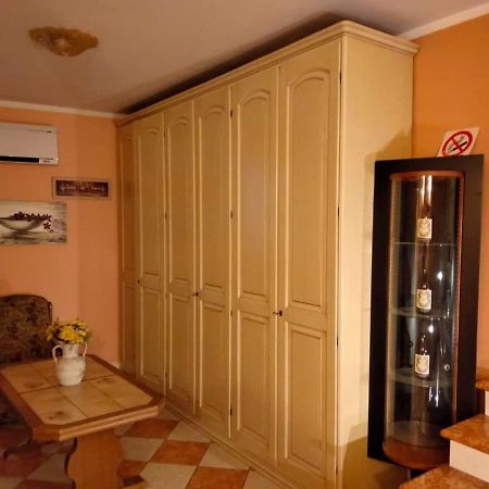 סן בוניפצ'ו Hotel Due Colonne מראה חיצוני תמונה
