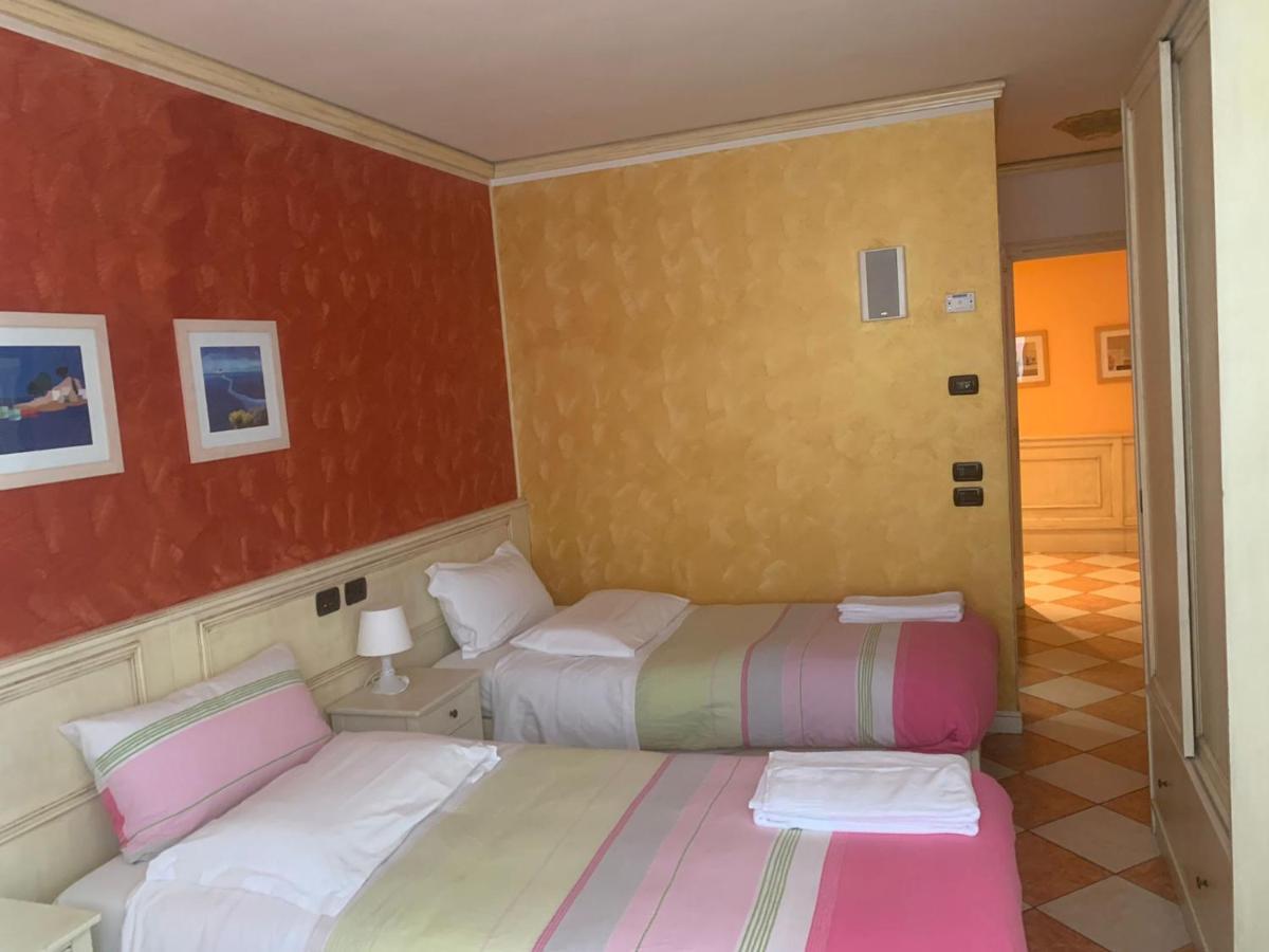 סן בוניפצ'ו Hotel Due Colonne מראה חיצוני תמונה