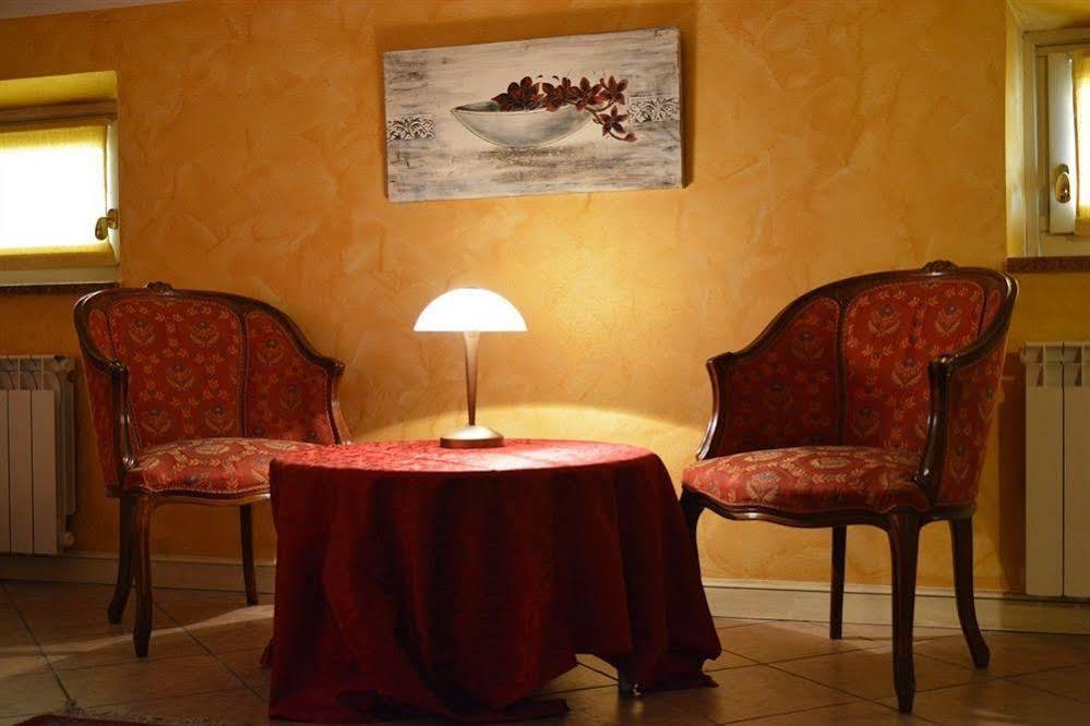 סן בוניפצ'ו Hotel Due Colonne מראה חיצוני תמונה